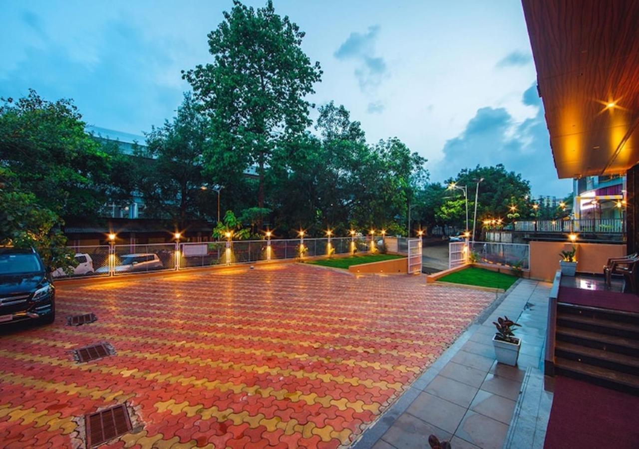 Hotel Laxvas Thane Exterior foto